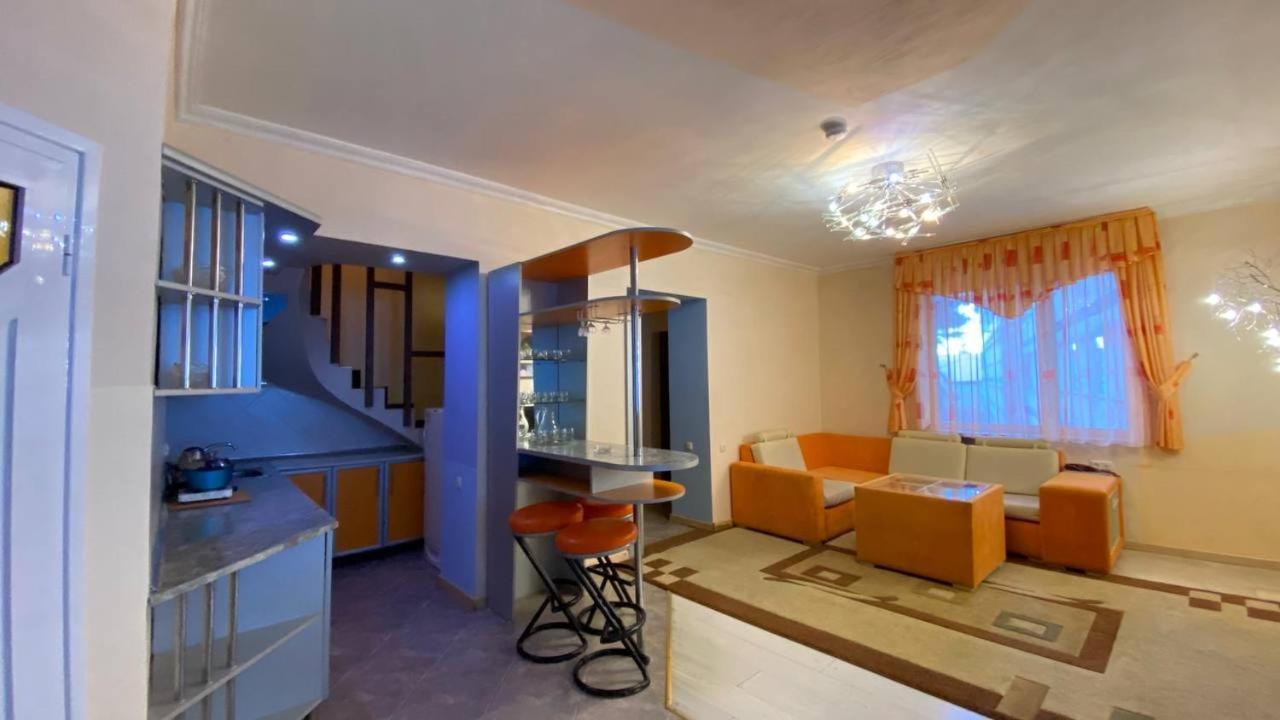 Дом Писателей Цахкадзора Otel Dış mekan fotoğraf