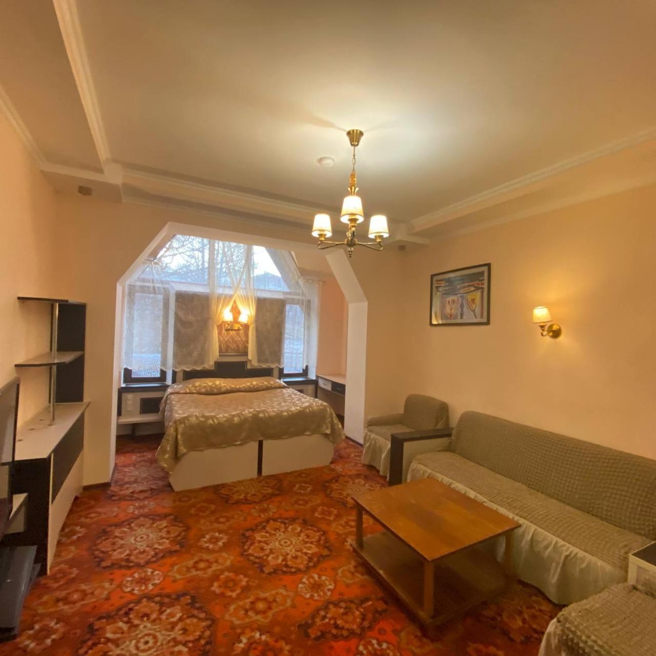 Дом Писателей Цахкадзора Otel Dış mekan fotoğraf