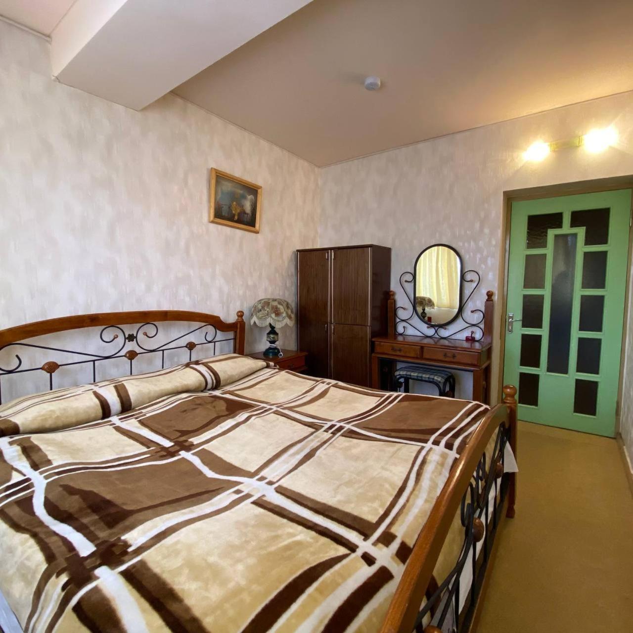 Дом Писателей Цахкадзора Otel Dış mekan fotoğraf